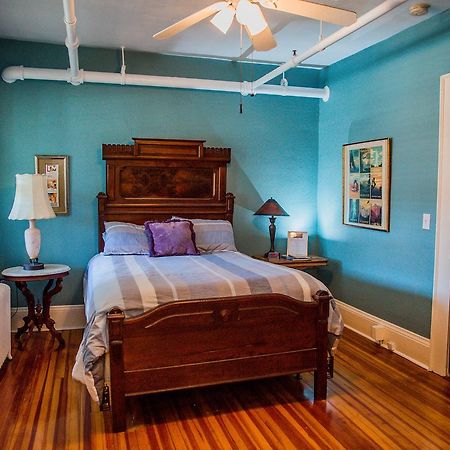 The Henderson Hendersonville Exterior foto