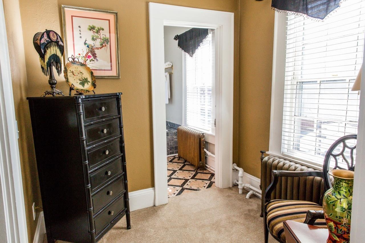 The Henderson Hendersonville Exterior foto